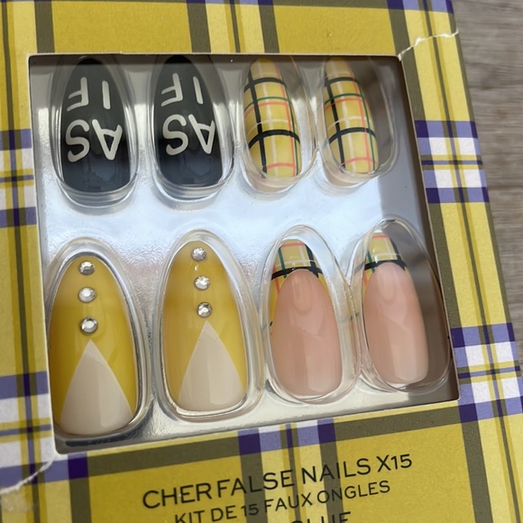 Clueless “Cher” Revolution False Nails Kit - Picture 6 of 6